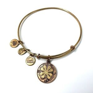 Alex And Ani Lucky Clover Expandable Charm Bangle, 2.5”-3.25”